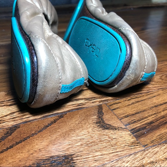 Unavailable - Picture 3 of 5